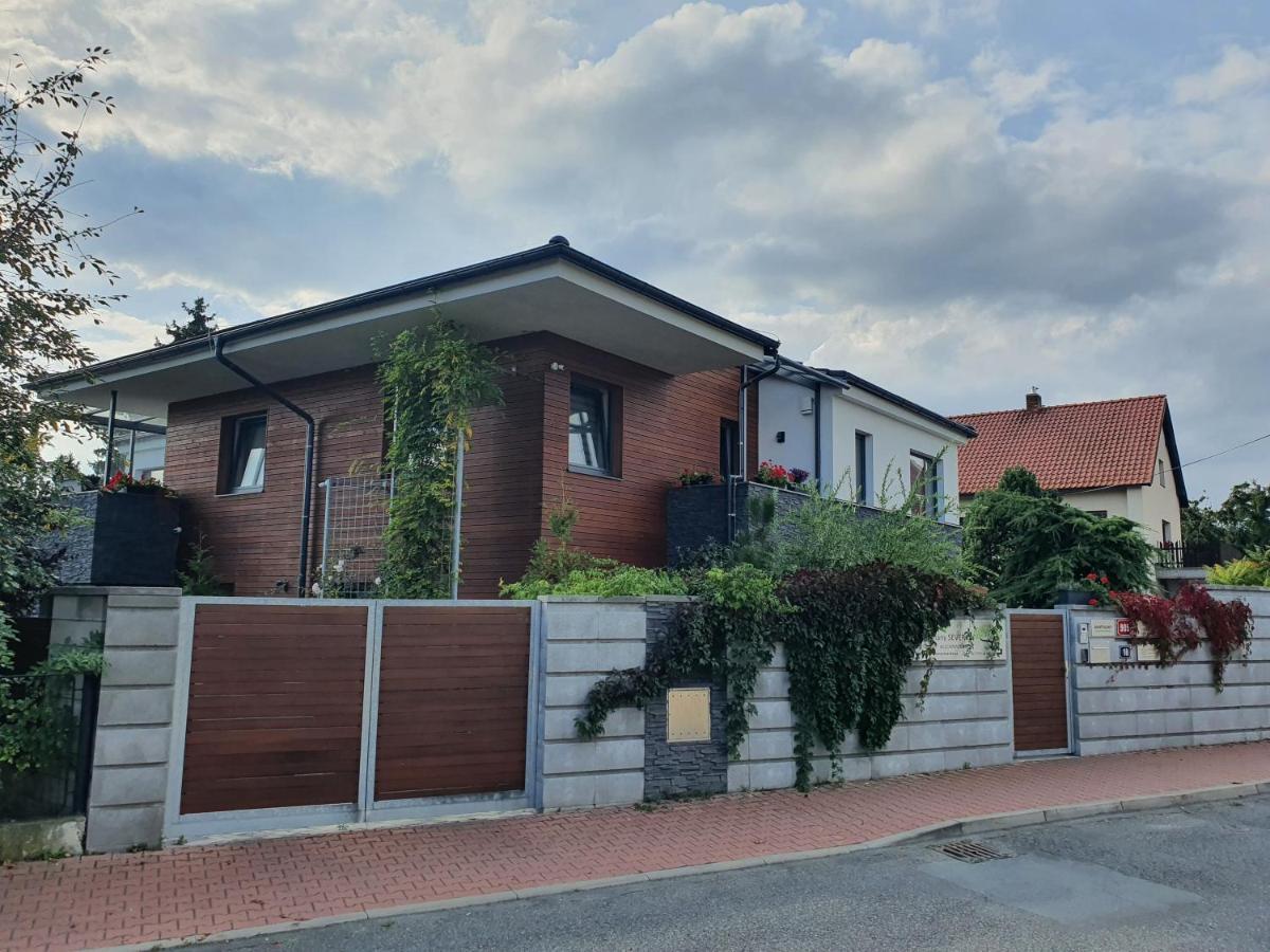 Apartments Severka Прага Экстерьер фото